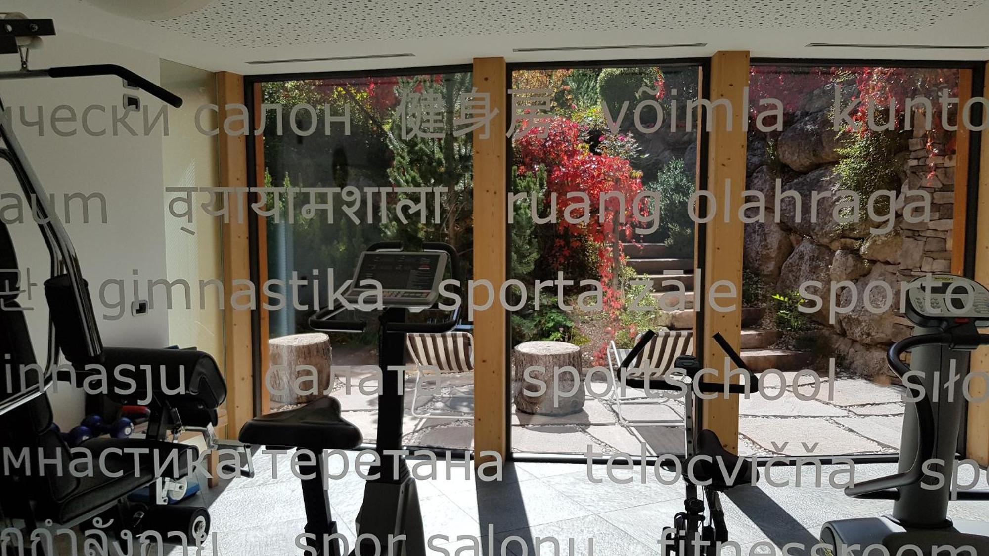 Hotel Gran Paradis Campitello di Fassa Exterior photo
